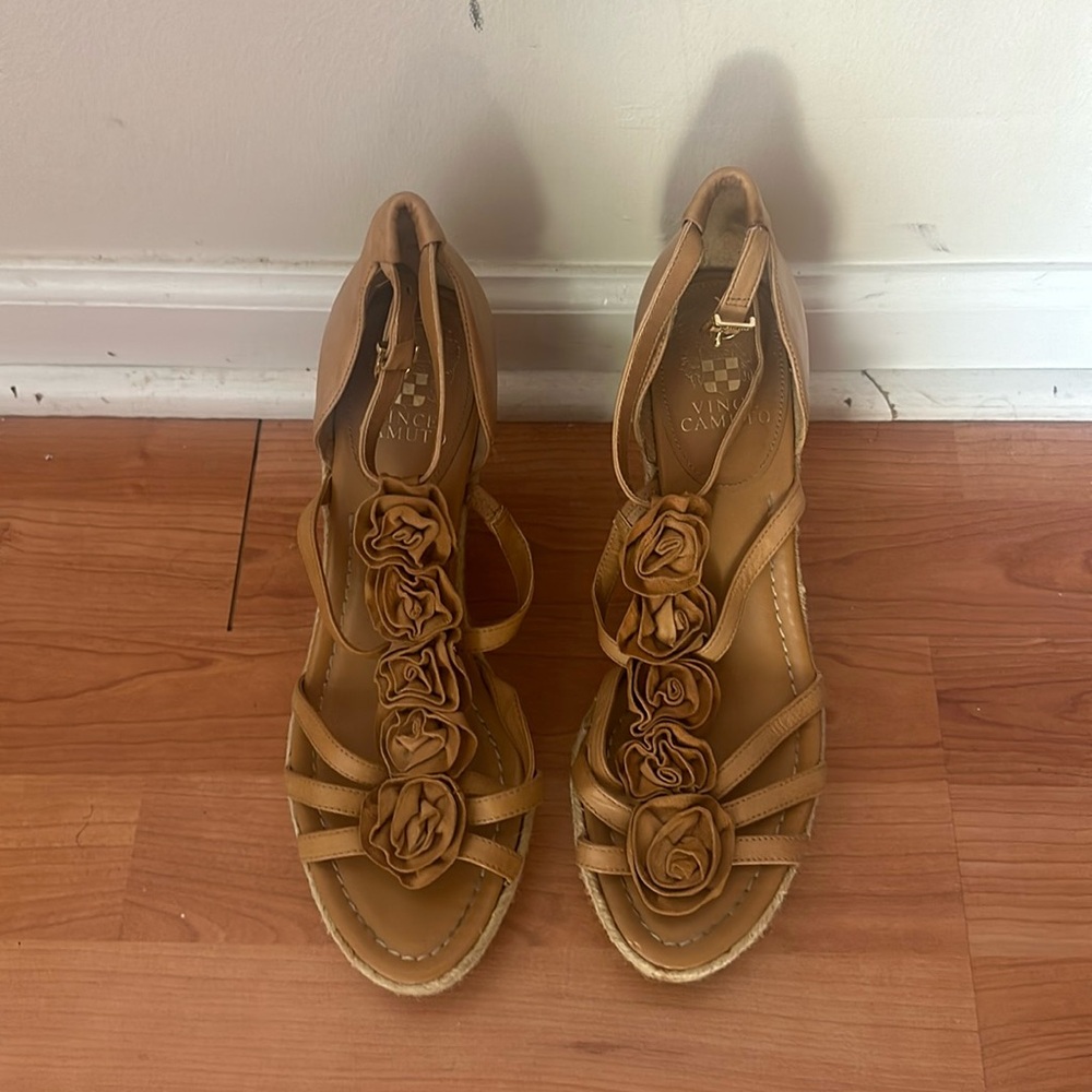 Vince camuto wedges